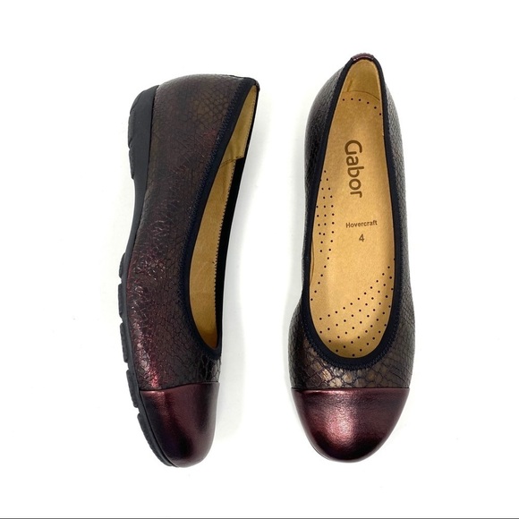 Gabor Shimmering Burgundy Loafers - Picture 5 of 8